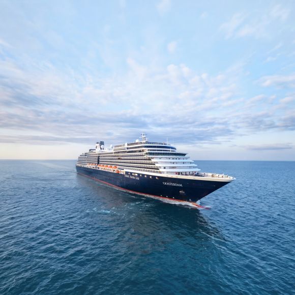 See offers to travel to Oosterdam