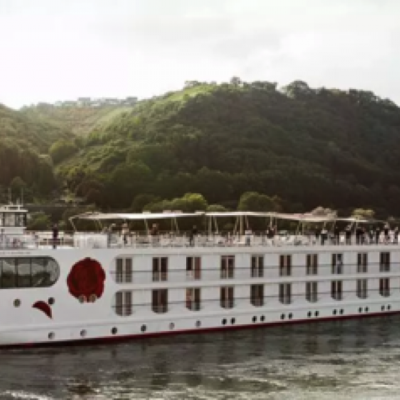 See offers to travel to A-ROSA