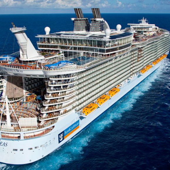 See offers to travel to Allure of the Seas