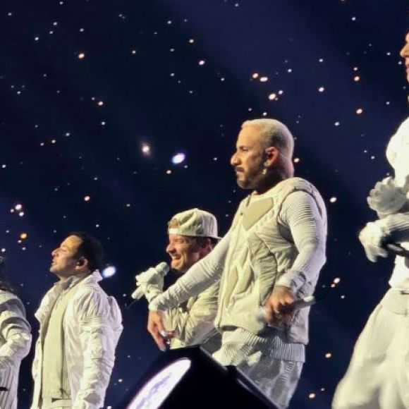 See offers to travel to Backstreet Boys - Las Vegas