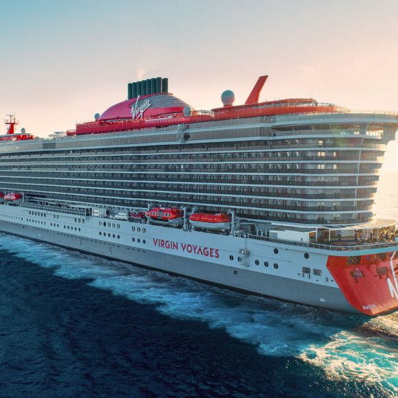 See offers to travel to Brilliant Lady