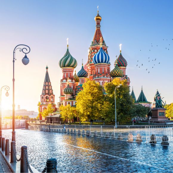 See offers to travel to Moscow