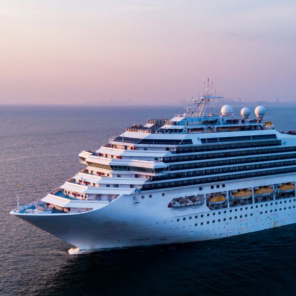 See offers to travel to Mariner of the Seas