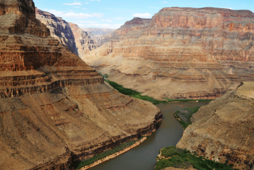 Spectacular Canyons & National Parks