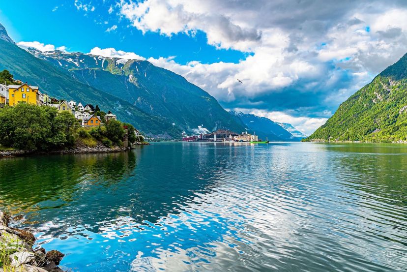 Hardangerfjord with Cassidy Travel