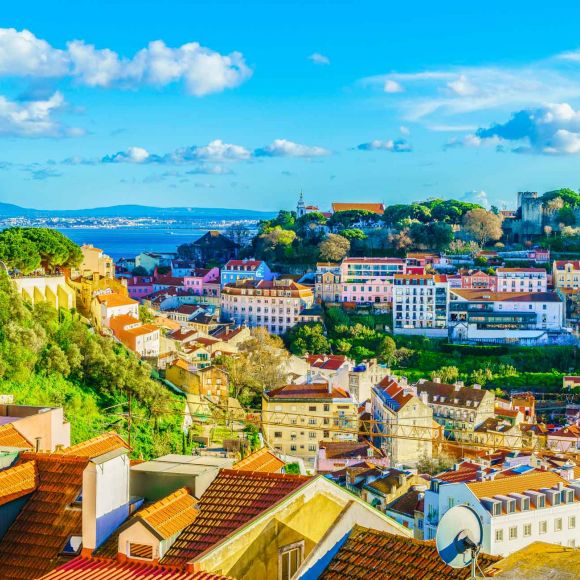 See offers to travel to Lisbon