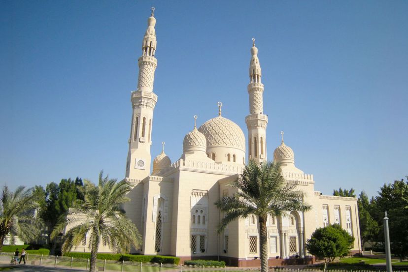 Jumeirah Mosque with Cassidy Travel