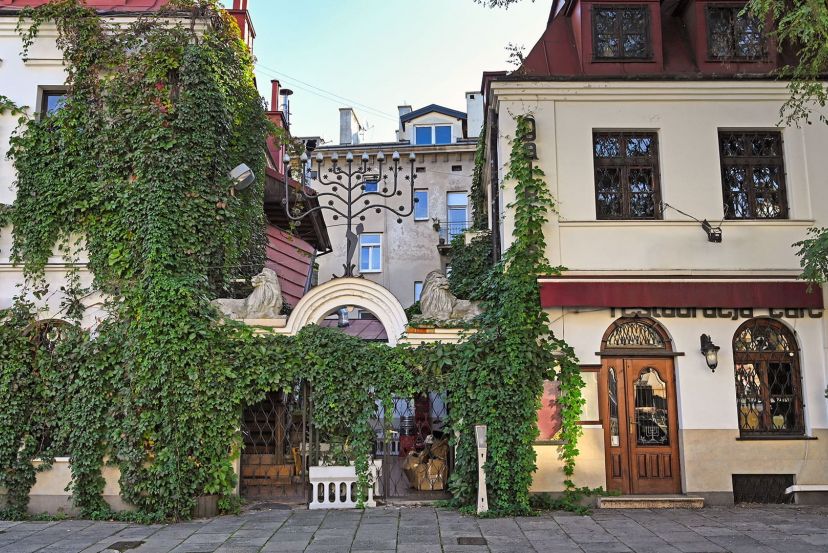 Kazimierz (Jewish Quarter) with Cassidy Travel