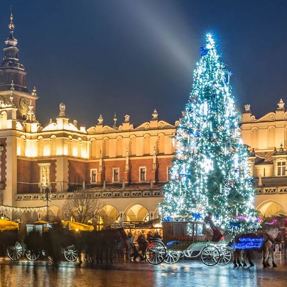 See offers to travel to Krakow