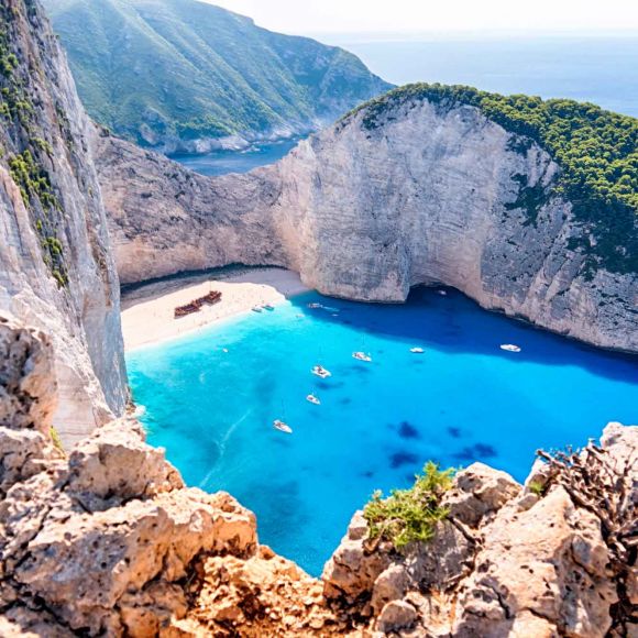 See offers to travel to Zante