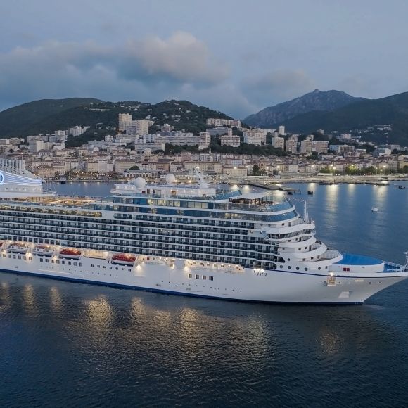 See offers to travel to Oceania Cruises