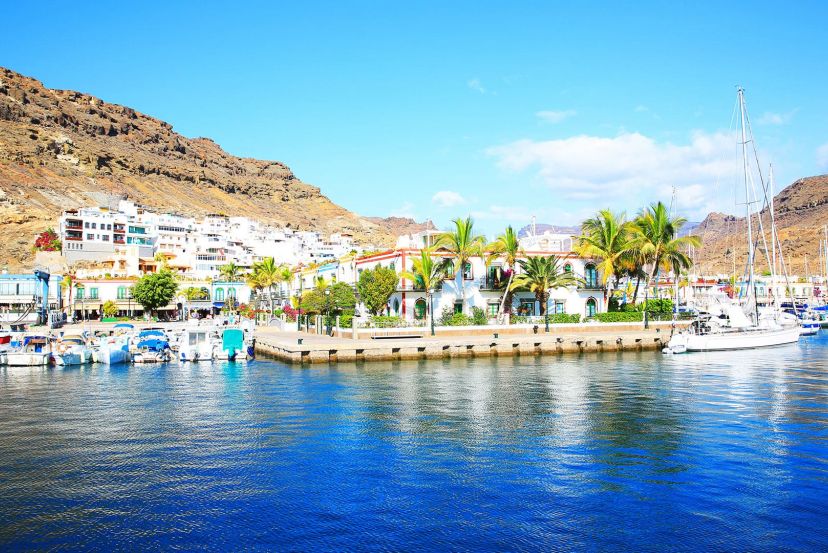 Puerto de Mogán with Cassidy Travel