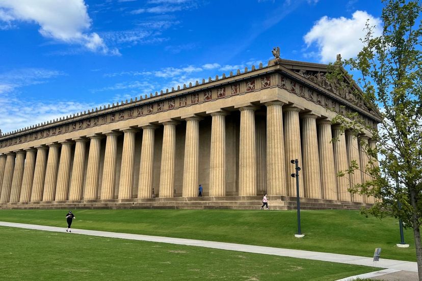 The Parthenon (Centennial Park) with Cassidy Travel