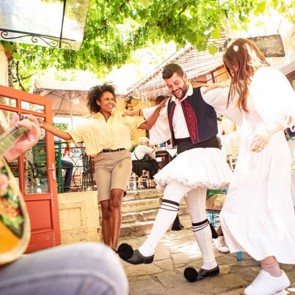 See offers to travel to Trafalgar