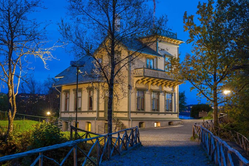 Troldhaugen with Cassidy Travel