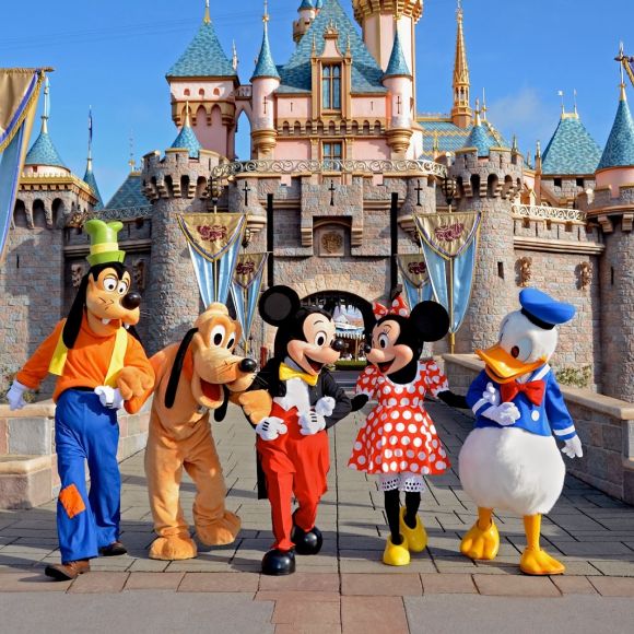 See offers to travel to Orlando Theme Park Tickets