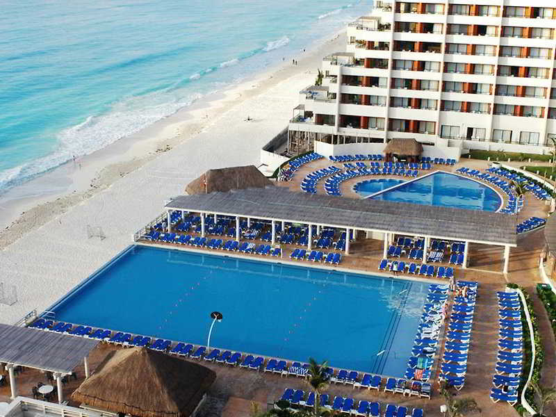 Crown Paradise Club Cancun All Inclusive | Top Hotels Worldwide
